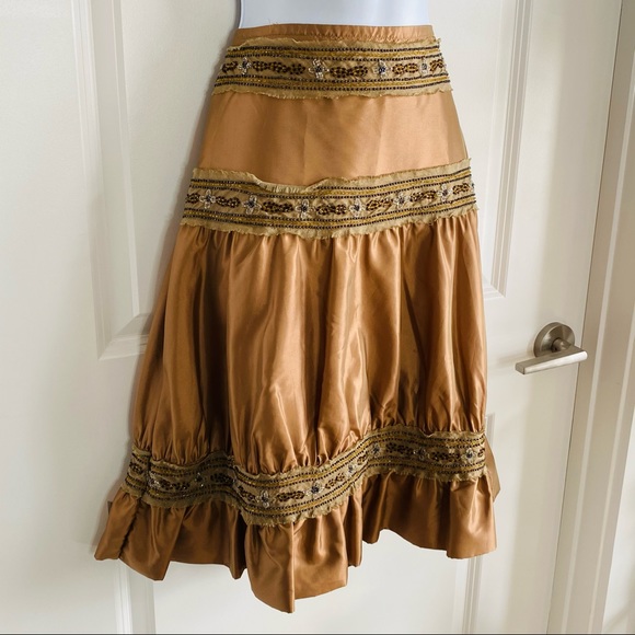 Beautiful Bronze Beaded Satin Tiered Skirt Size 4 - Picture 6 of 13
